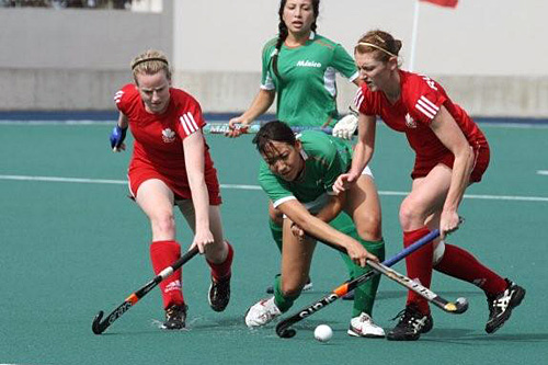 Canada vs. Mexico - Picture Earl Basden